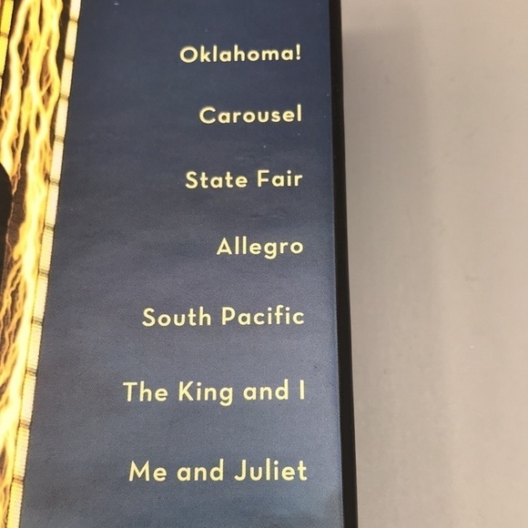 Rodgers & Hammerstein The Complete Broadway Musicals Boxed Set with Book - Picture 2 of 11